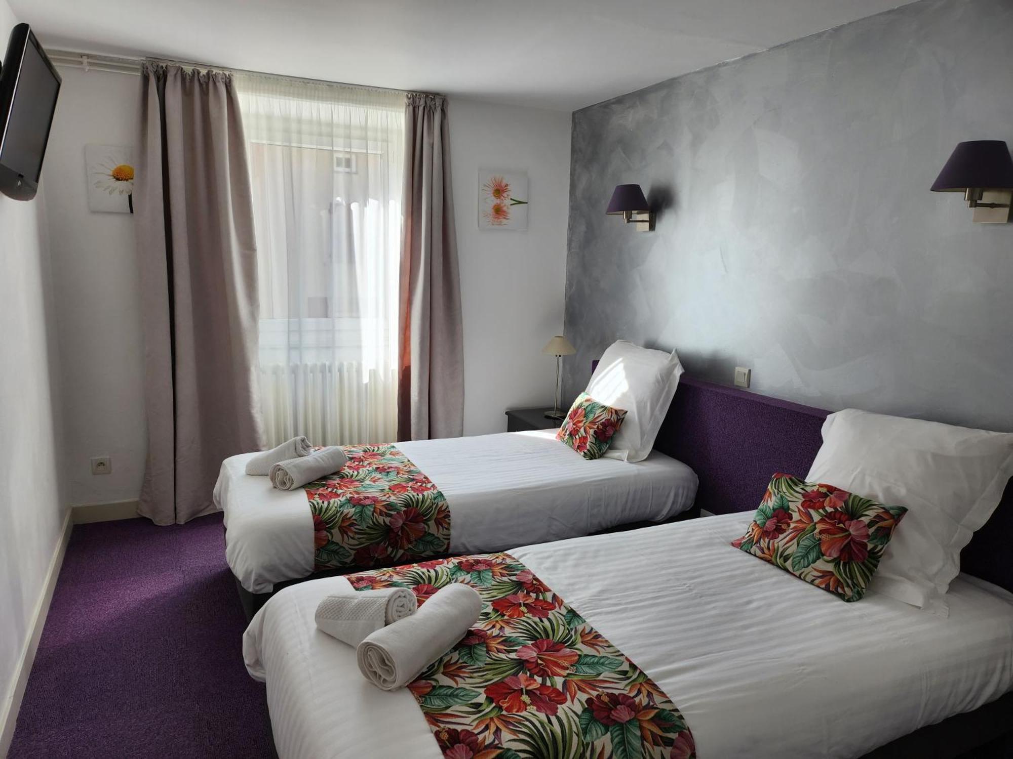 Hotel Des Negociants Lamastre Εξωτερικό φωτογραφία