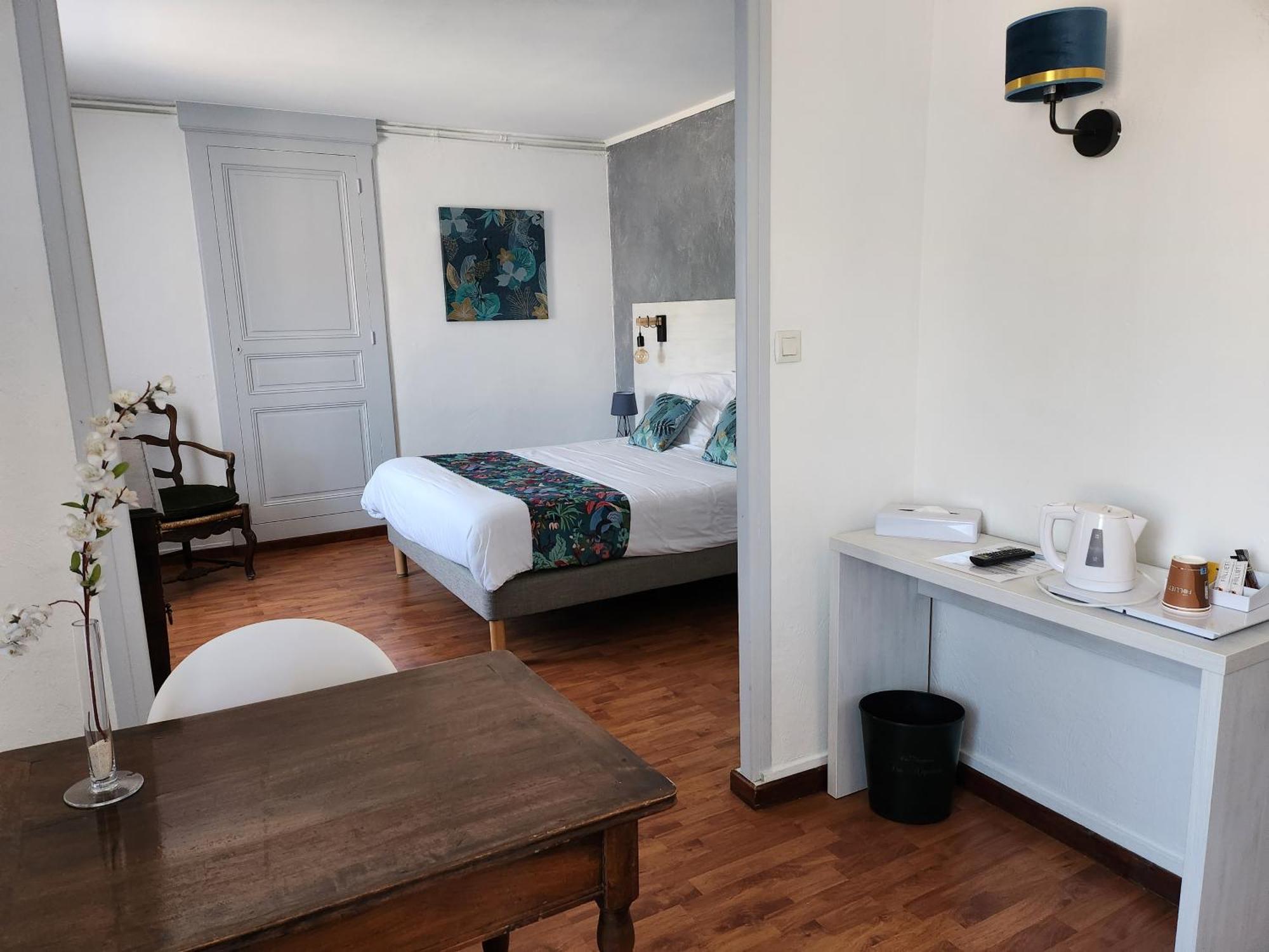 Hotel Des Negociants Lamastre Εξωτερικό φωτογραφία