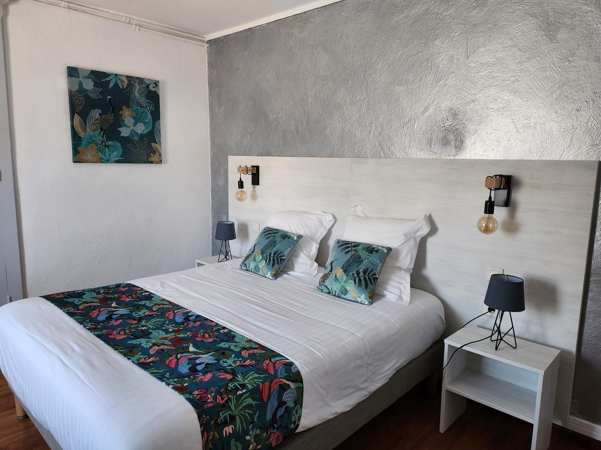 Hotel Des Negociants Lamastre Εξωτερικό φωτογραφία