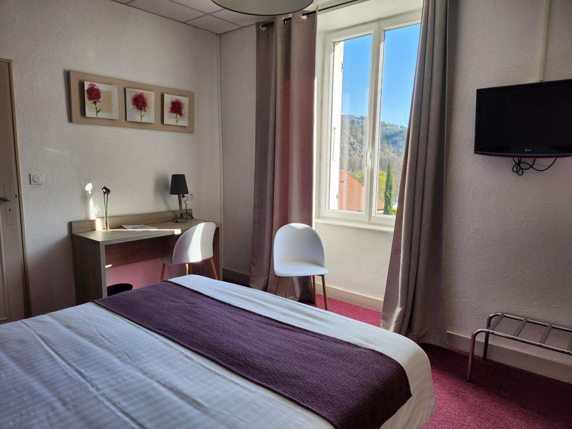 Hotel Des Negociants Lamastre Εξωτερικό φωτογραφία