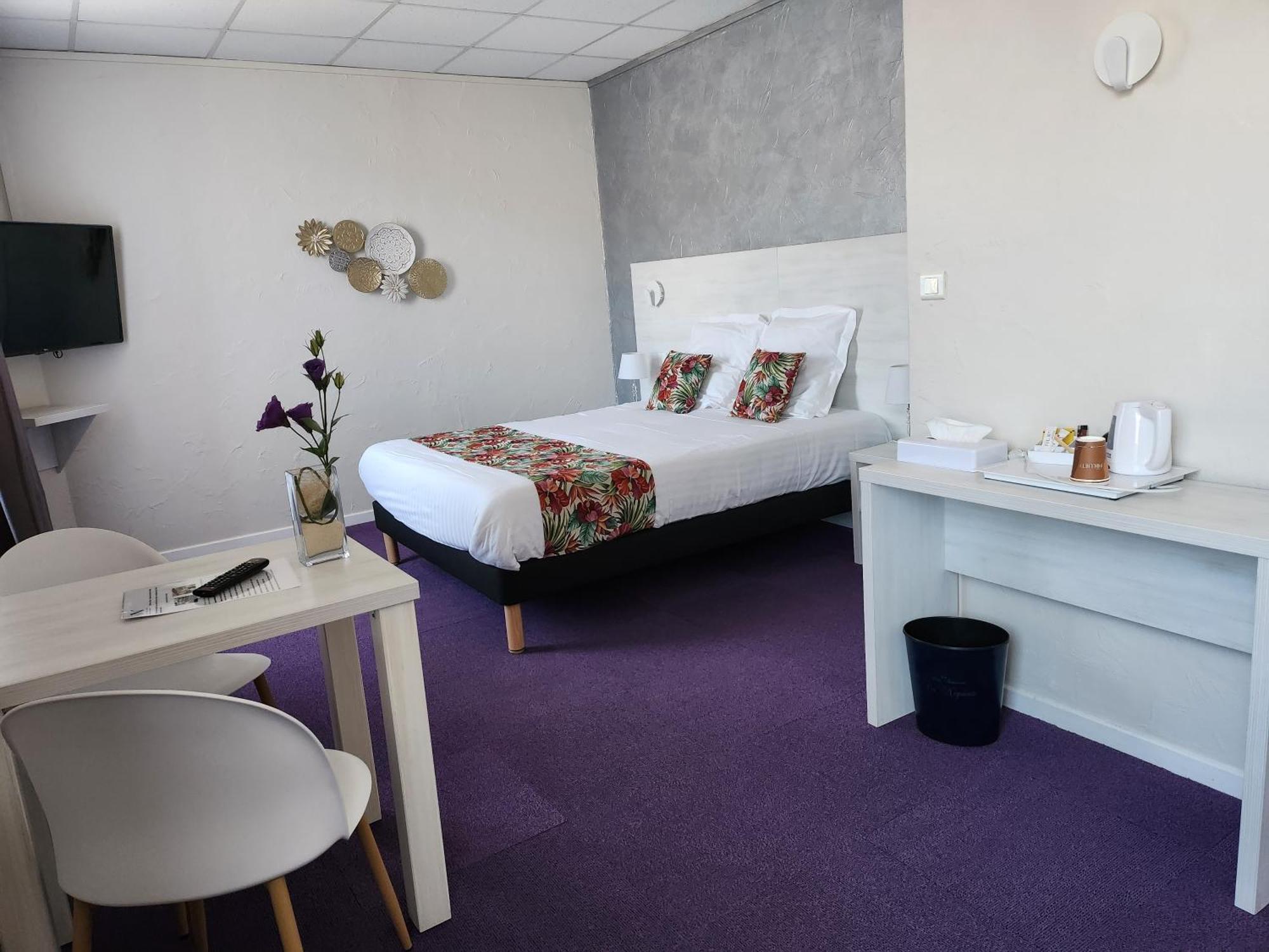Hotel Des Negociants Lamastre Εξωτερικό φωτογραφία