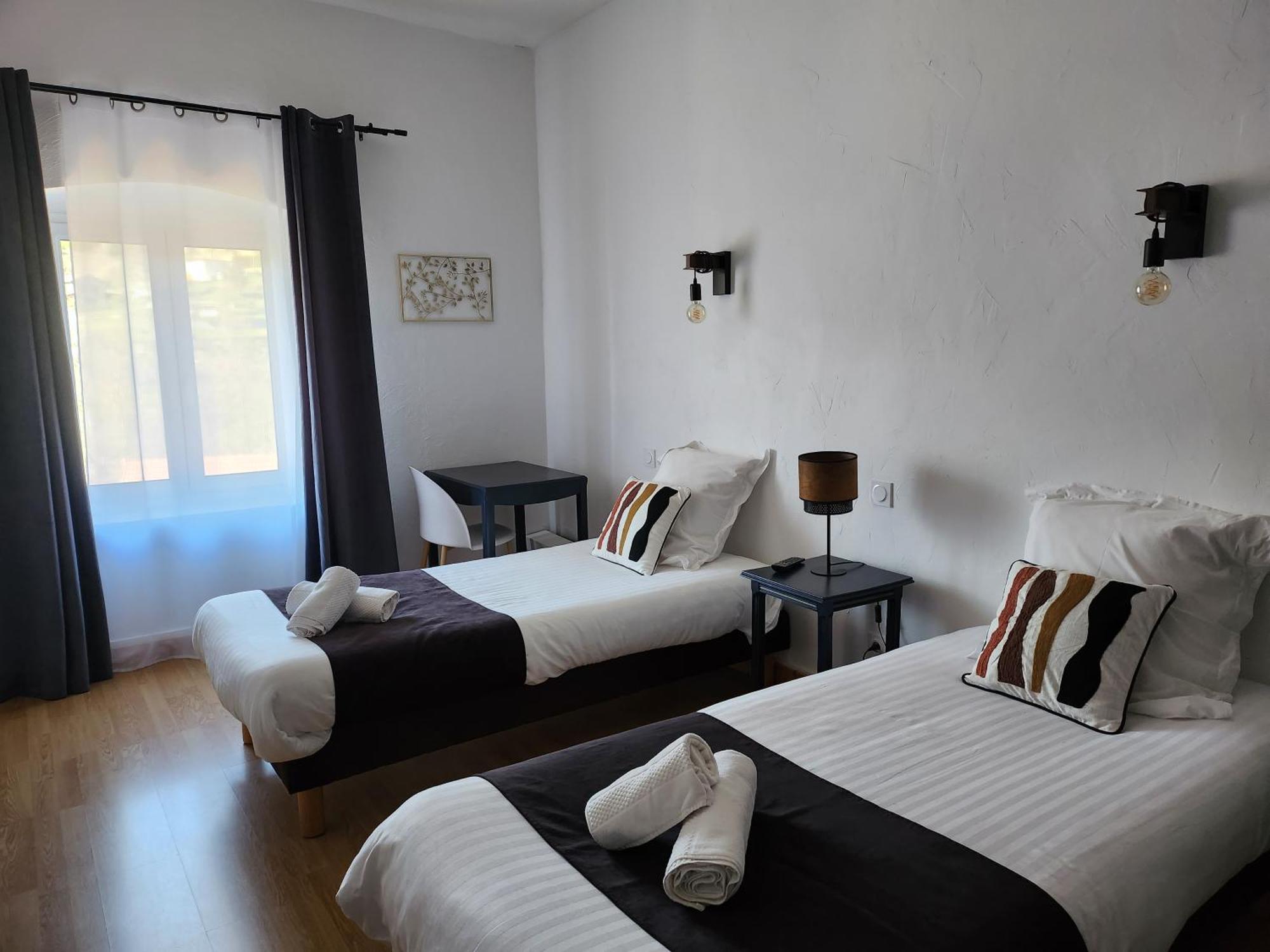 Hotel Des Negociants Lamastre Εξωτερικό φωτογραφία