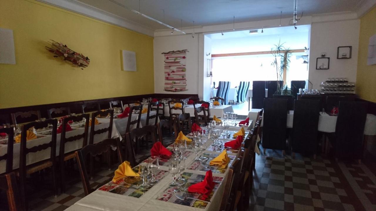 Hotel Des Negociants Lamastre Εξωτερικό φωτογραφία